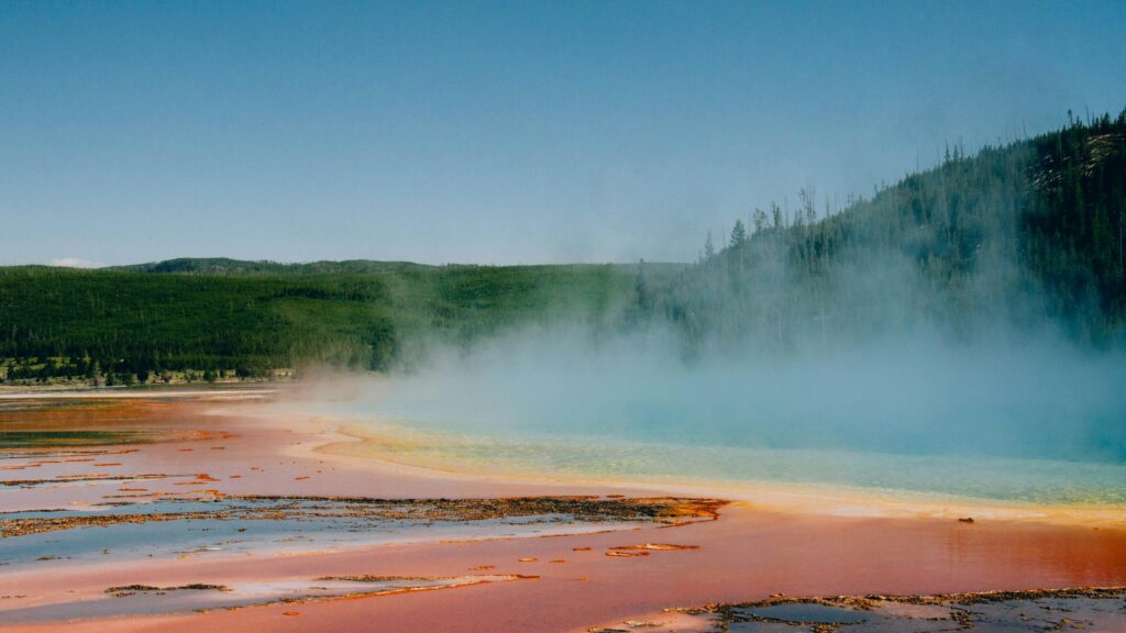 Grand Prismatic Spring Yellowstone National Park 4K Desktop Wallpaper