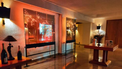 Elegant Luxury Restaurant Lounge with Warm Ambient Lighting 4K Wallpaper