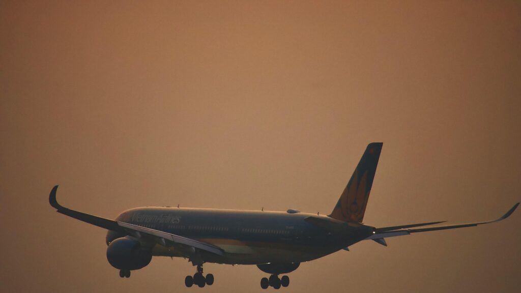 Vietnam Airlines Airbus A350 Sunset Flight Desktop Wallpaper