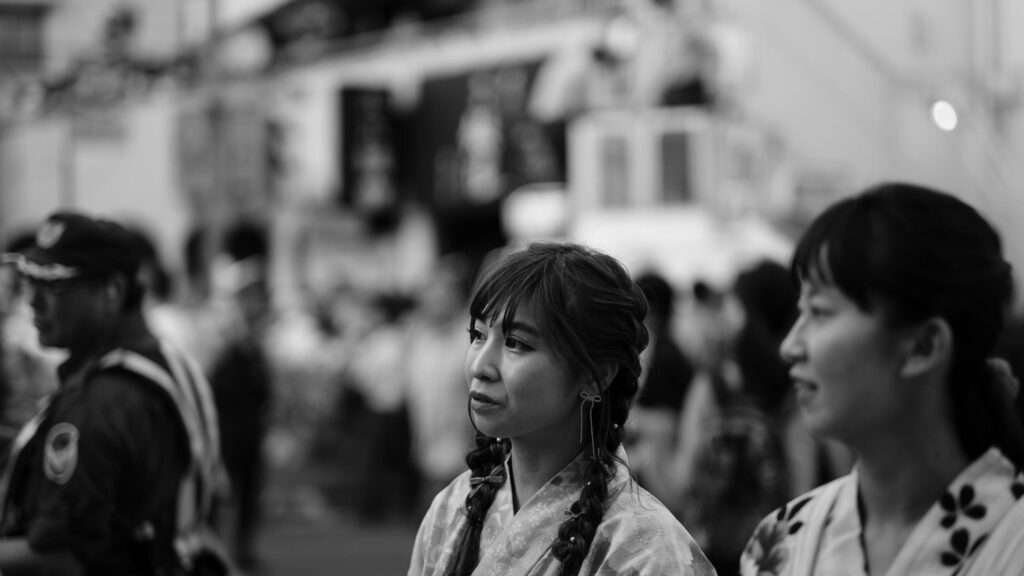 Stunning Japanese Women in Traditional Yukata Festival Portrait Desktop Wallpaper