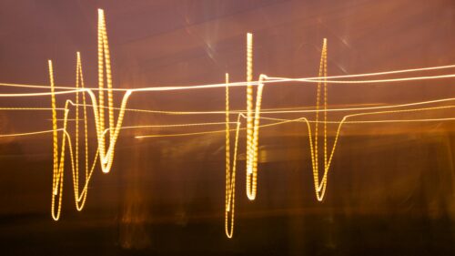Abstract Gold Light Trails Motion Photography 4K Desktop Wallpaper
