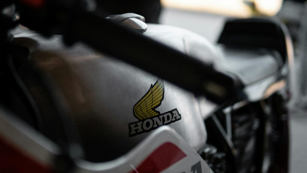 Close Up Honda Motorcycle Gas Tank Metallic 4K Wallpaper