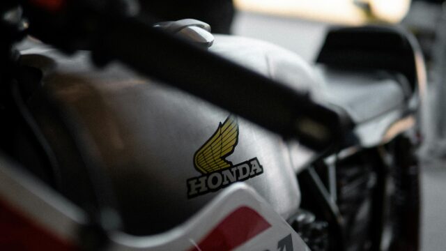 Close Up Honda Motorcycle Gas Tank Metallic 4K Wallpaper