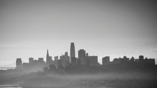 Misty San Francisco Skyline Black and White 4K Wallpaper