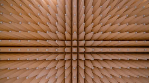 Abstract Geometric Spikes Pattern 4K Desktop Wallpaper