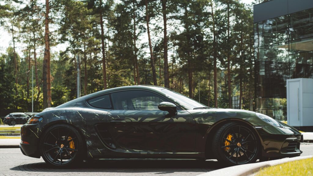 Custom Camouflage Porsche 718 Cayman Sportscar 4K Wallpaper