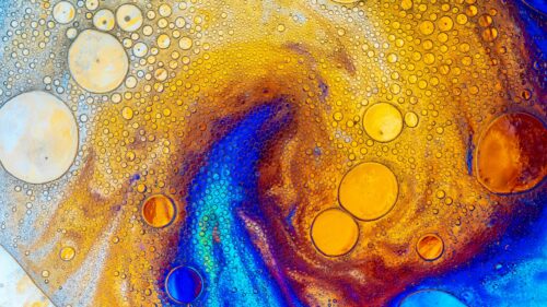 Vibrant Macro Oil and Water Abstract Art 4K Desktop Wallpaper
