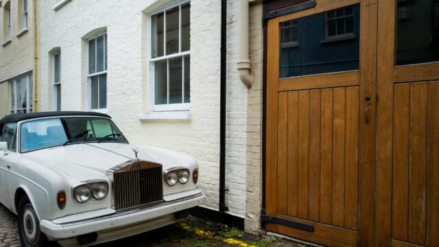 Vintage White Rolls Royce Convertible Luxury Car Desktop Wallpaper