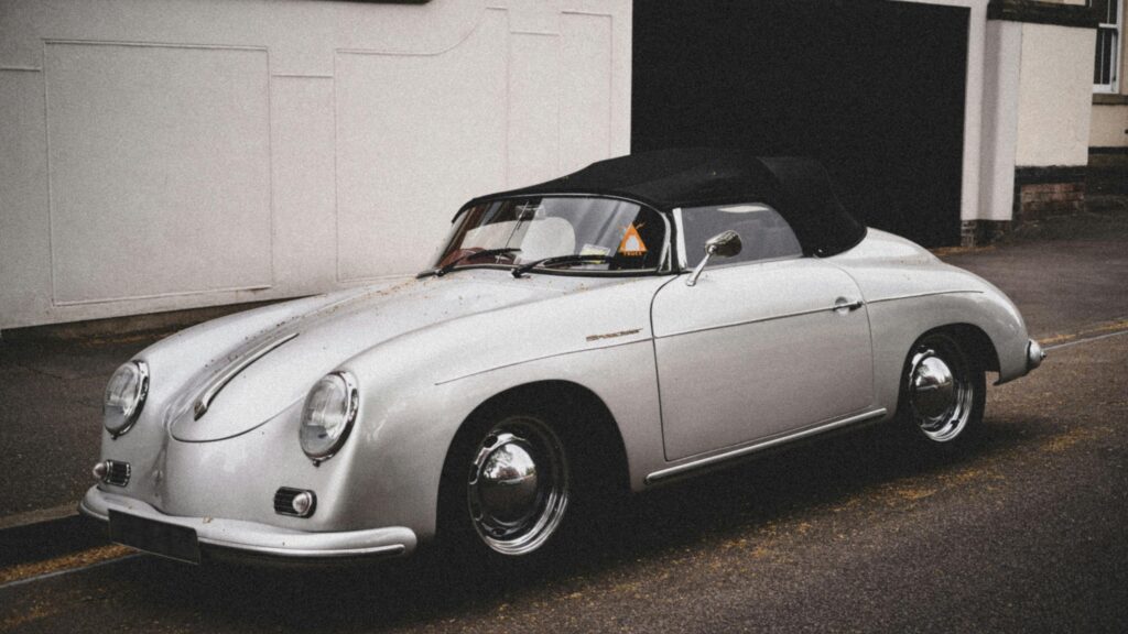 Classic Silver Porsche 356 Speedster Convertible Desktop Wallpaper