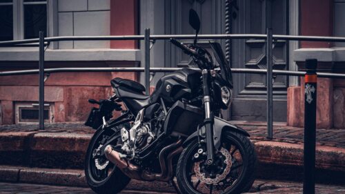 Black Yamaha MT-07 Naked Streetfighter Bike Desktop Wallpaper