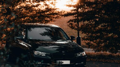 Elegant Black BMW Sedan Sunset Parked PC Wallpaper