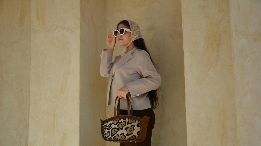 Stylish Woman in Beige Blazer and Headscarf 4K Desktop Wallpaper