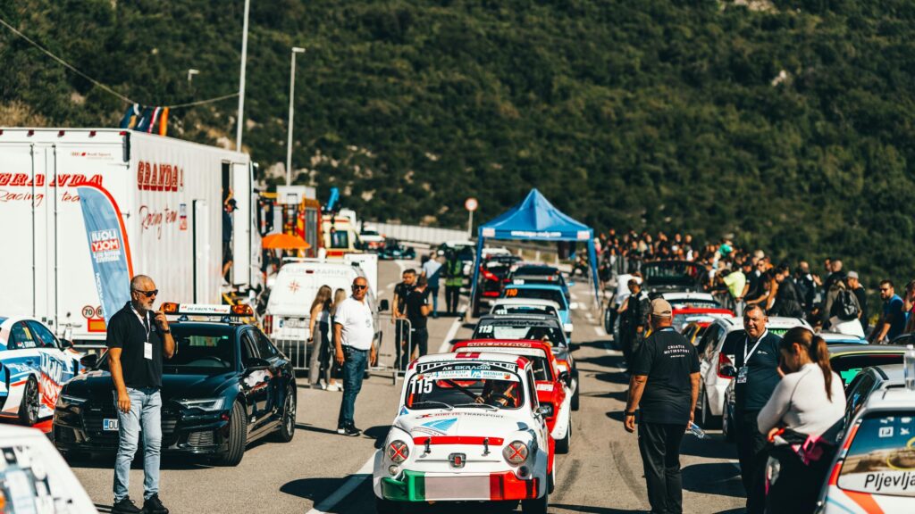 Classic Abarth Rally Cars at Starting Grid 4K Desktop Wallpaper