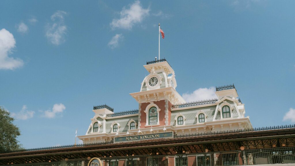 Magic Kingdom Railroad Station Walt Disney World 4K Wallpaper