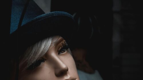 Mysterious Mannequin with Hat Cinematic Portrait 4K Desktop Wallpaper