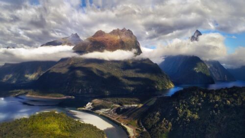 Milford Sound Aerial View with Mitre Peak and Lush Mountains 4K Wallpaper