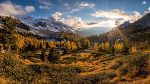 Stunning Autumn Mountain Landscape with Sunlit Lake 4K Wallpaper